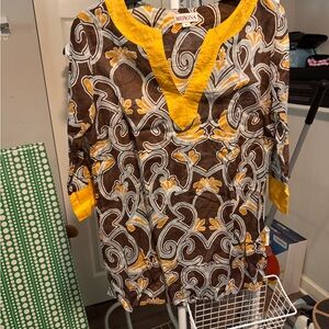 Merona Brown and Tan V-Neck Long Sleeve Shirt